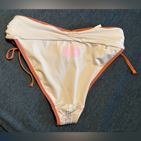 Victoria's Secret Shimmering Bikini Bottom, Orange w Gold Metallic, Sz L - Picture 4 of 7